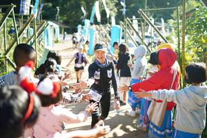 BIB: 1051
                            <button type="button" onclick="openModal(19071356)" class="btn btn-primary btn-sm float-right btn-popup" data-toggle="modal" data-target=".modal-high-quality">
                        <i class="fas fa-shopping-cart"></i> Add to Cart
                    </button>
                                            <button type="button" onclick="isThisMe(19071356, true)" class="btn btn-success btn-sm float-right btn-popup btn-isme hidden" data-toggle="tooltip" data-placement="bottom" title="นี่คือรูปของคุณใช่ไหม คลิกที่นี่เพื่อเอาเข้าอัลบั้ม">
                        <i class="fas fa-plus"></i> Add to album
                    </button>
                    <button type="button" onclick="isThisMe(19071356, false)" class="btn btn-warning btn-sm float-right btn-popup btn-isnotme hidden">
                        <i class="fas fa-ban"></i> Remove from album
                    </button>